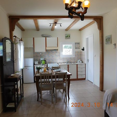 Adonino Residence-The House Of Pomegranates Lakithra Экстерьер фото